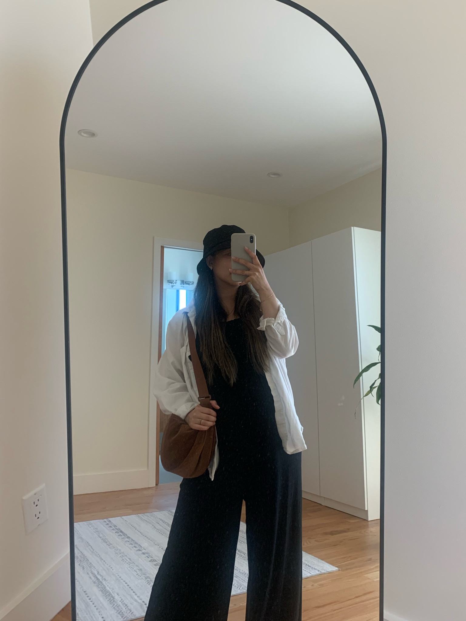 Black summer jumpsuit 

#LTKParties #LTKFindsUnder100 #LTKBump