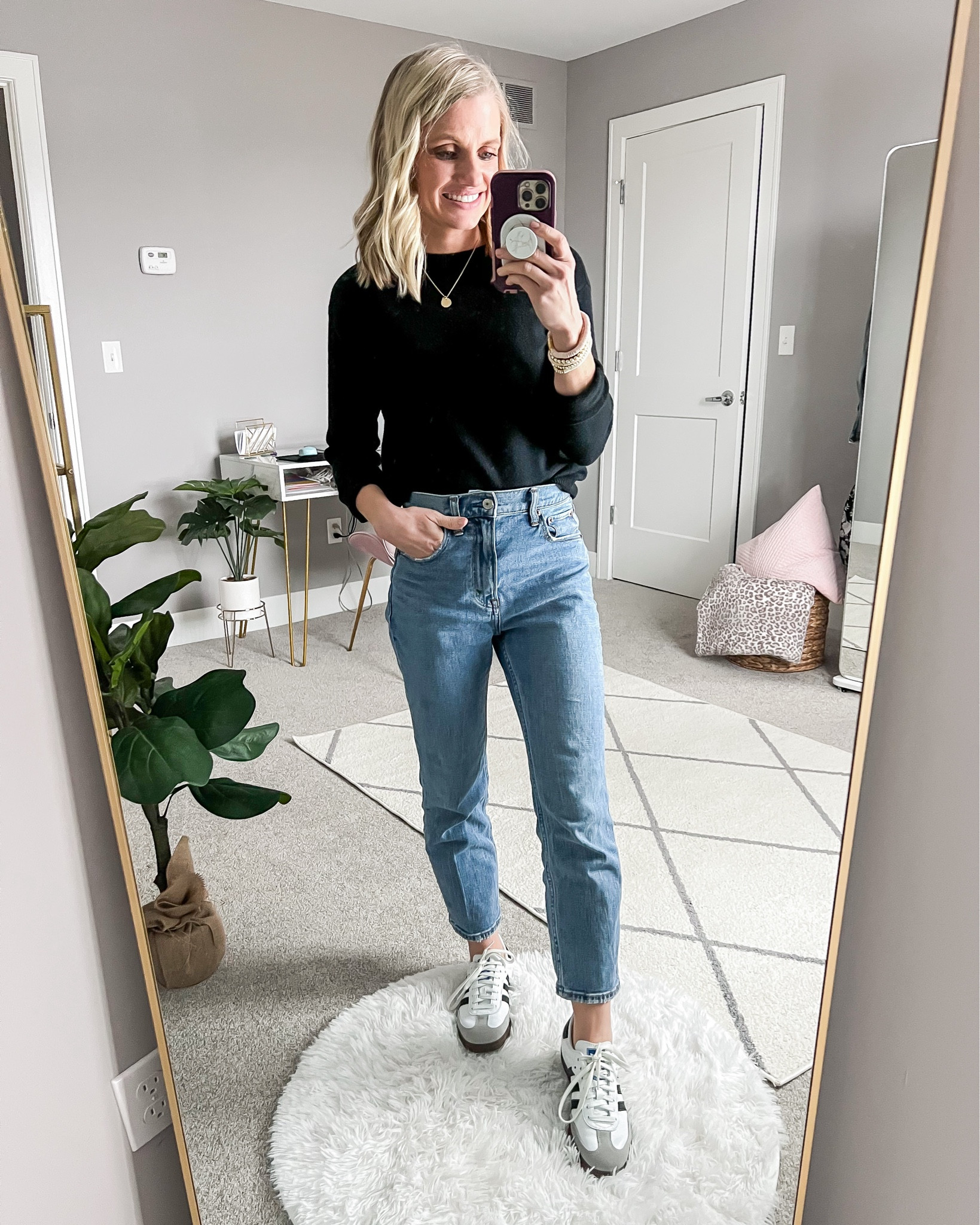 What I wore this week! 
Sweater- xs
Jeans- 26/short
Shoes- 7 size down half sizee

#LTKfindsunder100 #LTKSeasonal #LTKstyletip