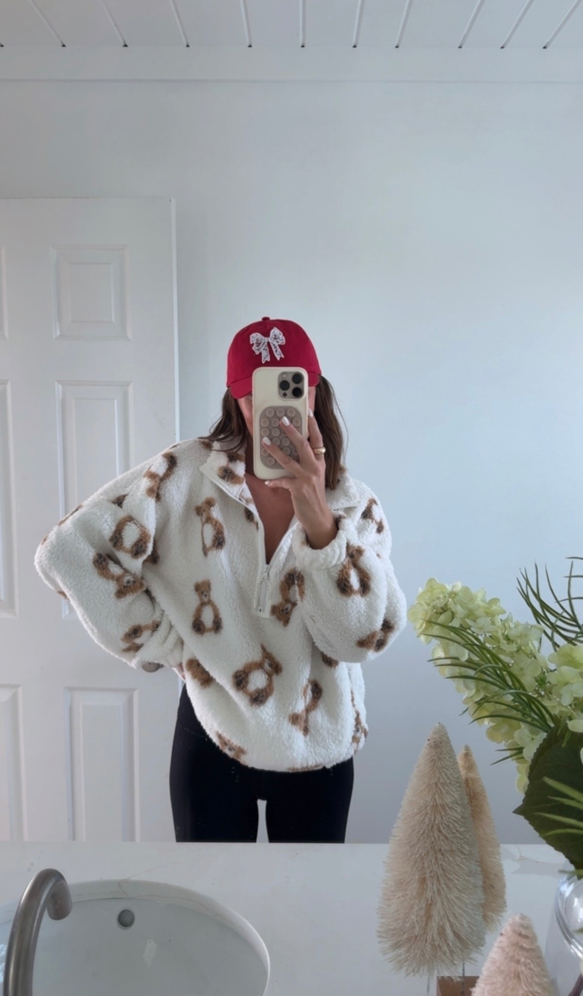 wearing size XL 🐻

#LTKSeasonal #LTKootd #LTKFindsUnder50