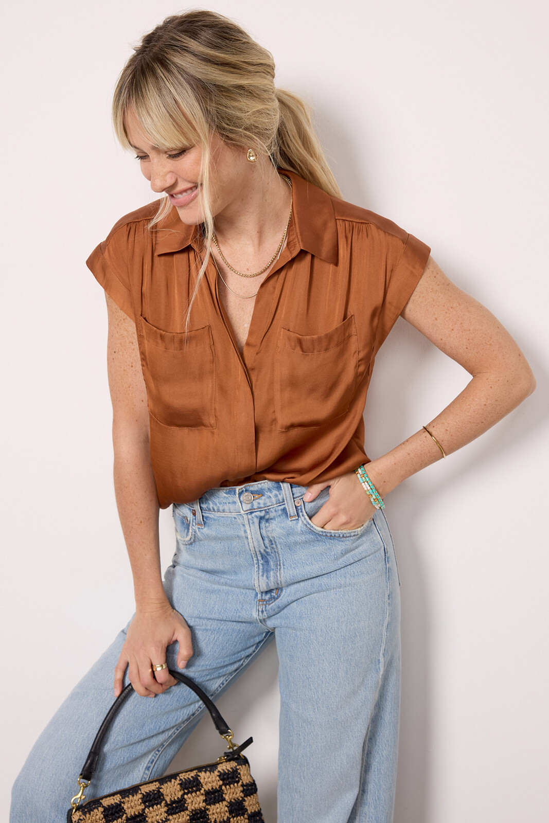Remi Short Sleeve Satin Shirt | Evereve
