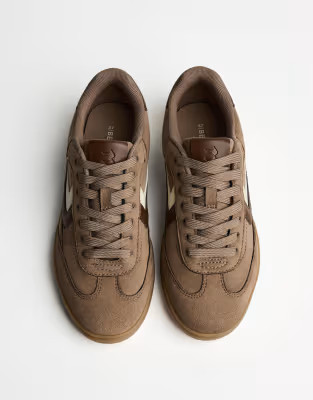 Bershka Retro trainers in brown | ASOS (Global)
