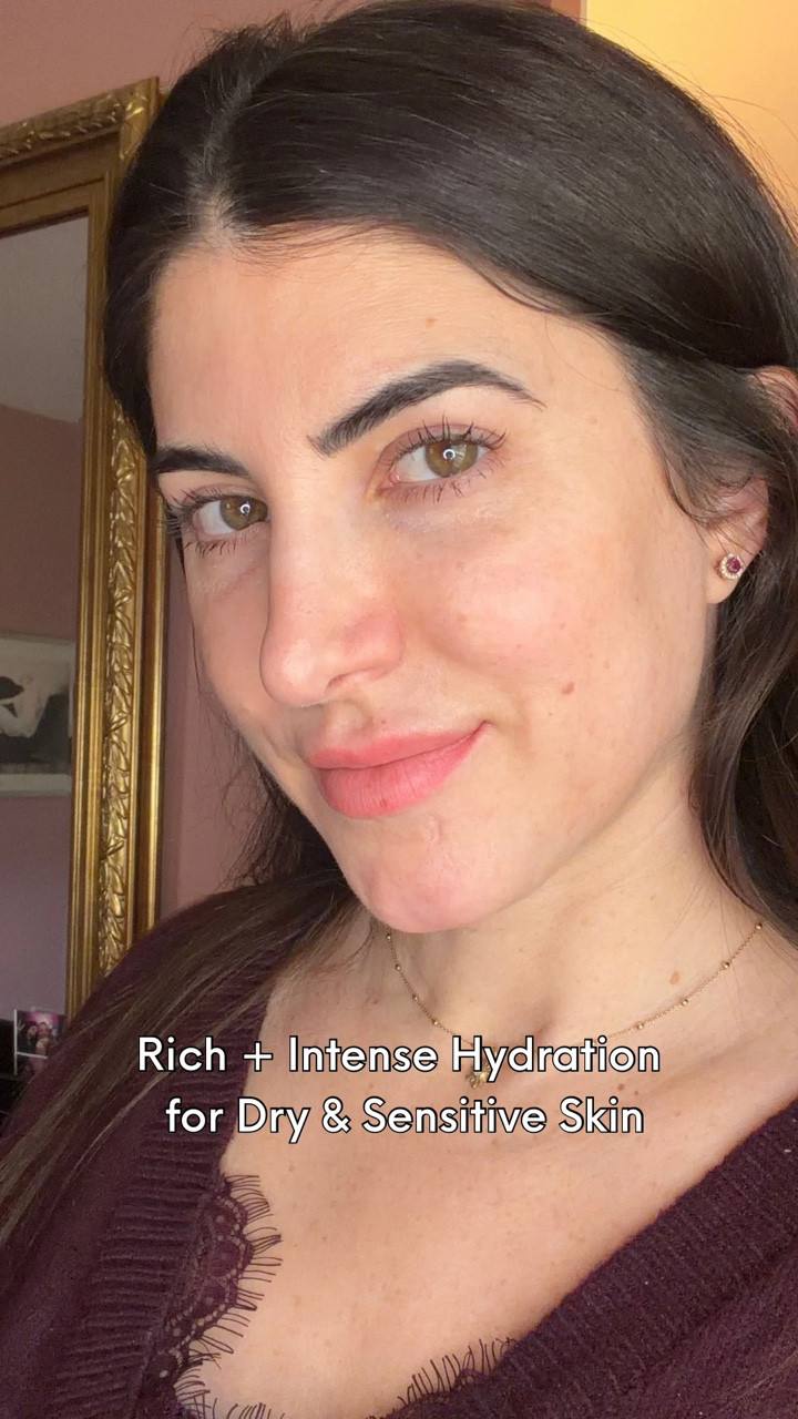 Dry skin care is more than hydration — it’s about protecting your skin barrier 🤍

When my skin feels dry, reactive, or in need of serious nourishment, I reach for @mdaire_skincare’s NMF Intense Barrier Cream. This rich, luxurious hydrator is formulated to combat moderate to severe dryness while strengthening the skin barrier from within. 🙌🏻

✨ Ceramide complex to restore and protect 
✨ Hyaluronic acid for deep hydration + plumpness 
✨ Beta glucan to minimize moisture loss 
✨ Peptide complex to support collagen and elasticity

It’s fragrance-free, cruelty-free, and made with clean ingredients — and my skin feels calm, resilient, and deeply nourished after every use.

If you’re dealing with dry or compromised skin, this one is worth a spot in your routine.

#DrySkinCare #SkinBarrierRepair #HydratedSkin #CleanBeauty #LuxurySkincare SensitiveSkinCare Ceramides SkincareRoutine AttainableLuxury MDAiRE