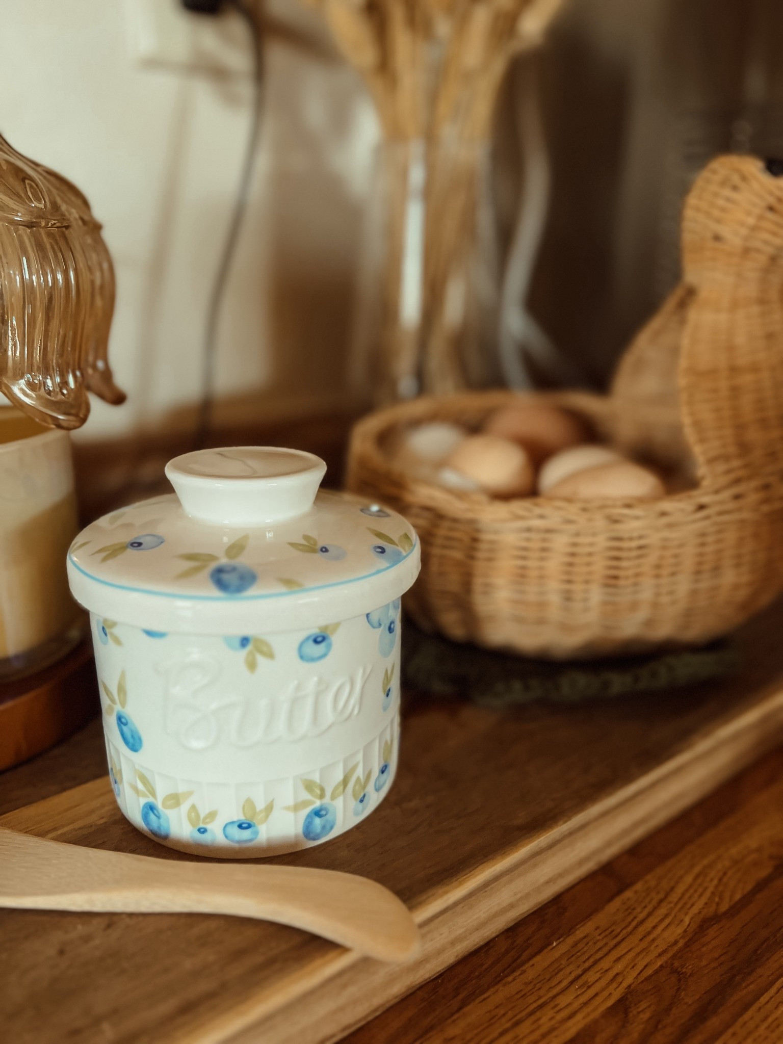 The cutest butter crock! The strawberry and blueberry options are adorable. Just add water and your butter and you’re good to go.

#LTKHome #LTKfoodie #LTKSpringSale
