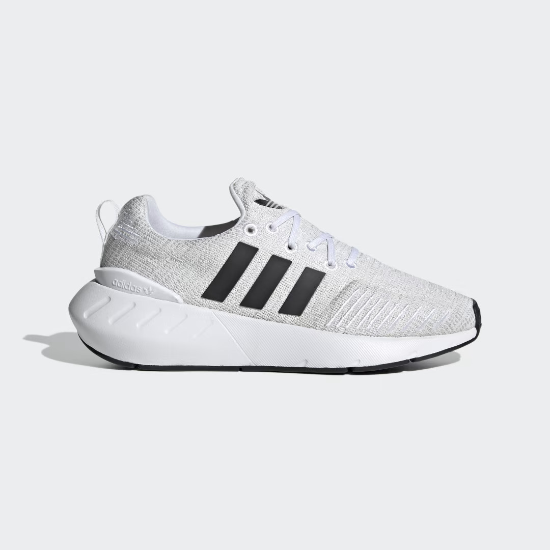 adidas Swift Run 22 Shoes Cloud White 6.5 Kids | adidas (US)