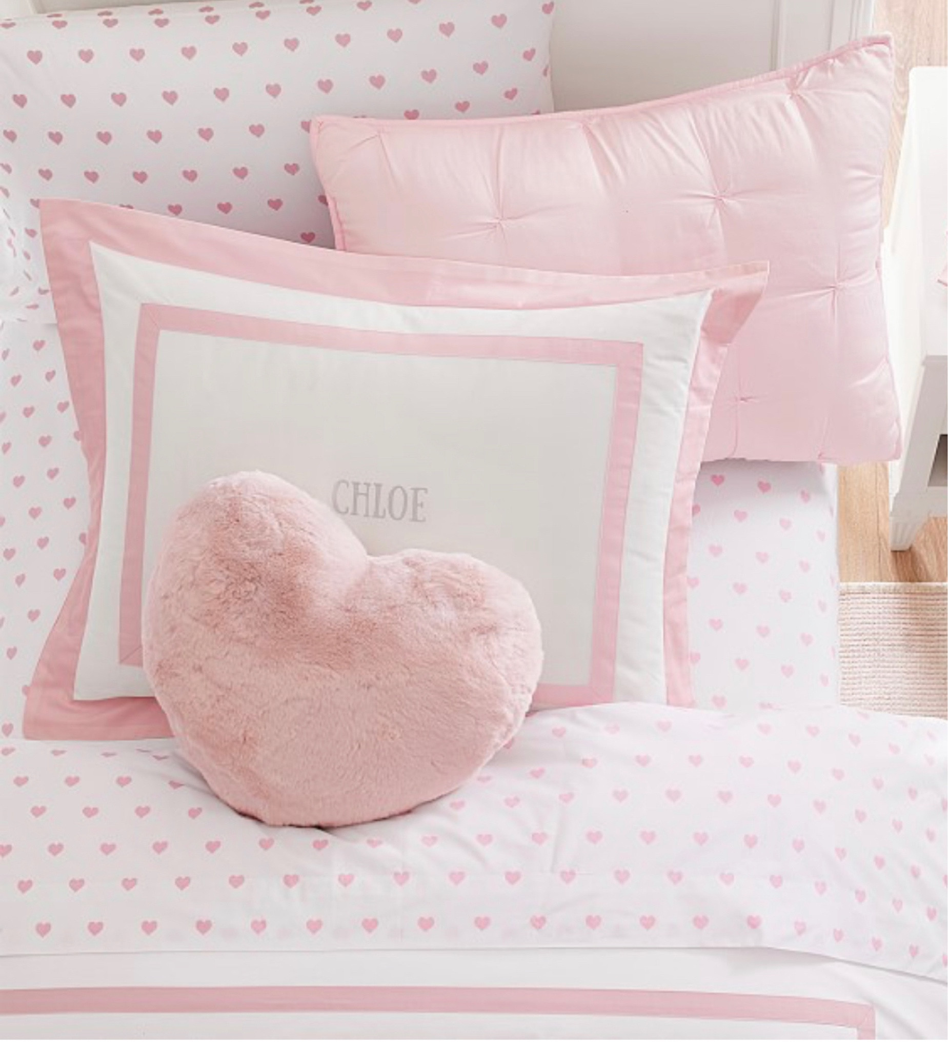The sweetest valentines bedding heart print bedding 

#LTKSeasonal #LTKFind #LTKkids