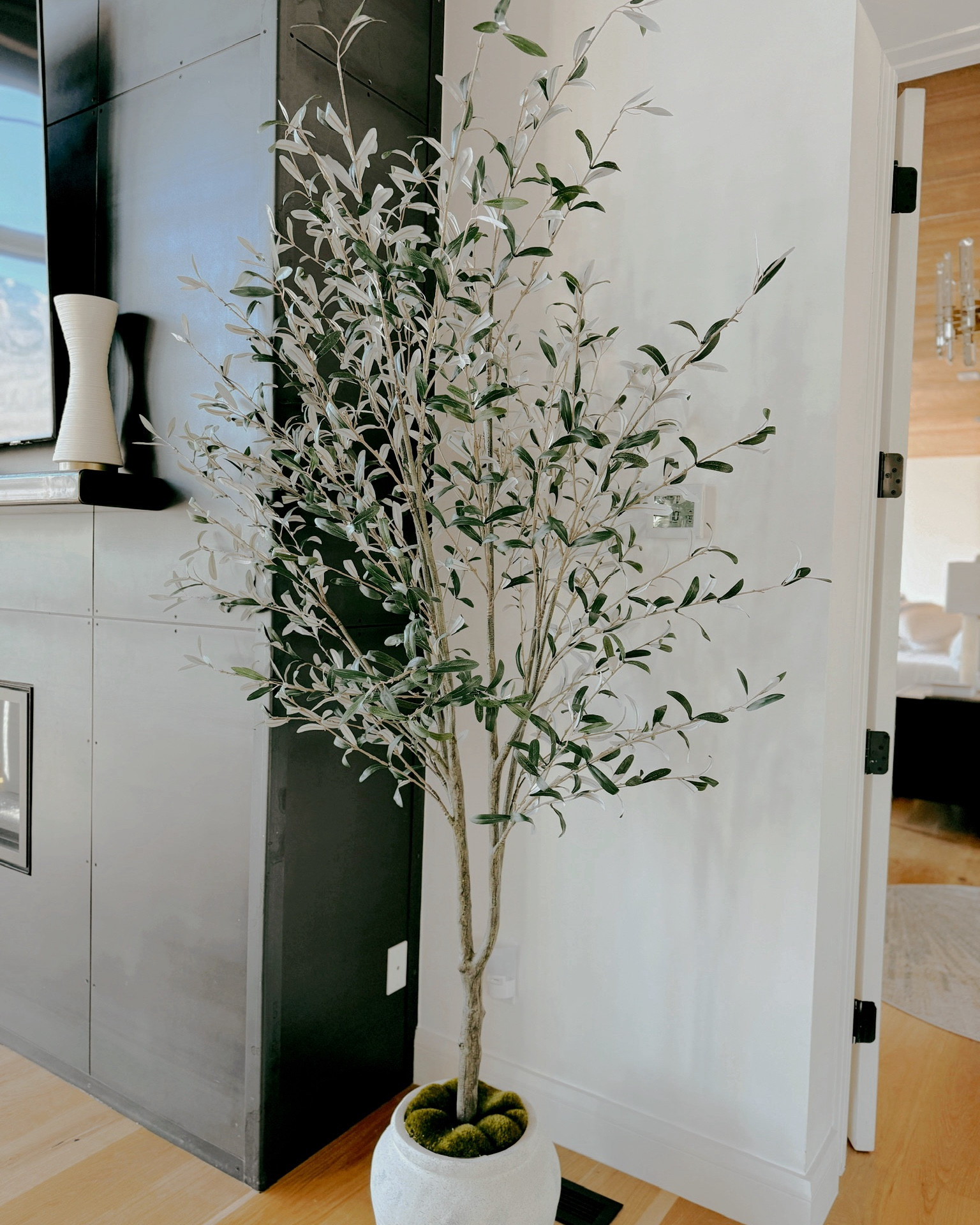 I don’t have a green thumb at ALL… but this faux olive tree adds the perfect touch of warmth and greenery to my space. Zero maintenance required. 🙌

#LTKSeasonal #LTKHome