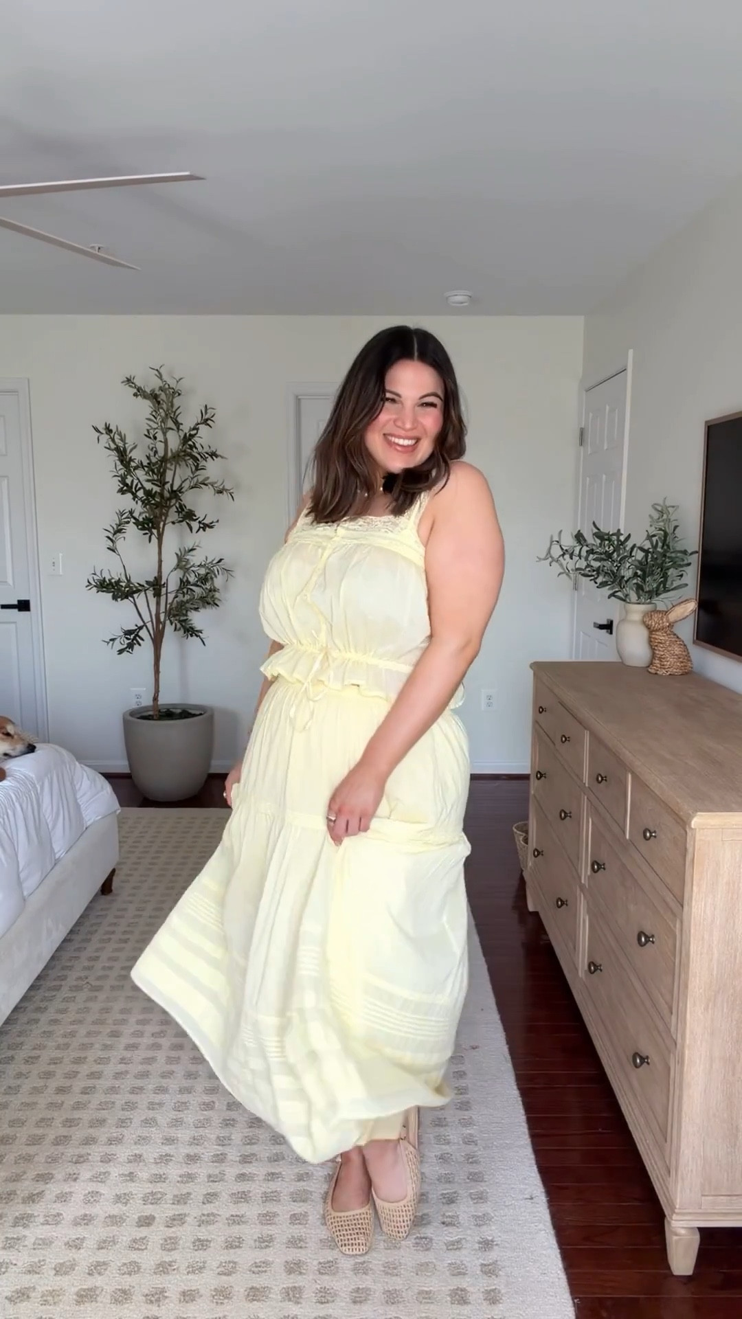 Midsize spring outfit idea! 

Anti chafing shorts - M/L 
Top + skirt - large @abercrombie 
Flats - 9
Perfume @Elizabeth Arden @Macys 


#LTKSeasonal #LTKMidsize #LTKTall