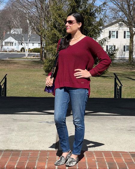 “Can you tell I'm wearing [socks]? Because I totally am”

Guess that movie quote and then head over to the blog to learn more about Flat Socks!

#sponsored #flatsocks #invisiblesocks #noshowsocks #outfit #ctblogger #styleblogger #framedenim #burberry #abercrombie 

#LTKshoecrush #LTKstyletip