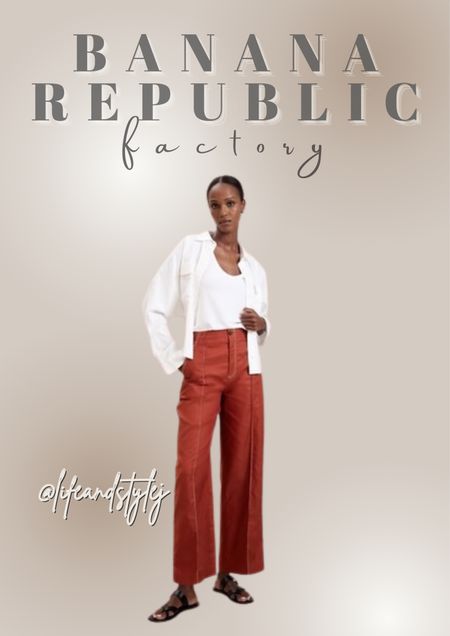 The Straight Twill Pant combines classic style with modern comfort. Crafted from durable twill fabric, these pants feature a straight-leg cut that offers a sleek, timeless silhouette suitable for both casual and semi-formal occasions. Their versatile design makes them an essential addition to any wardrobe, providing a perfect balance of sophistication and ease.

#LTKStyleTip #LTKFindsUnder100 #LTKOver40