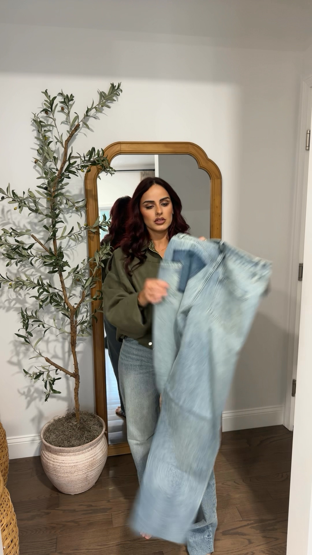 Wearing size 0R in all jeans I’m 118lbs -5”3 

#LTKPetite #LTKSaleAlert