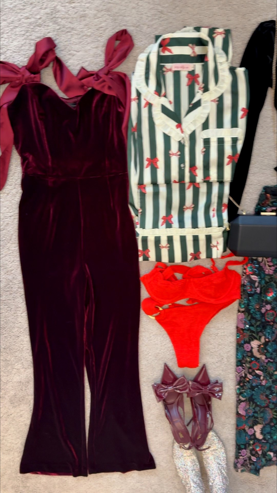 Packing
Christmas outfits 
Nashville 