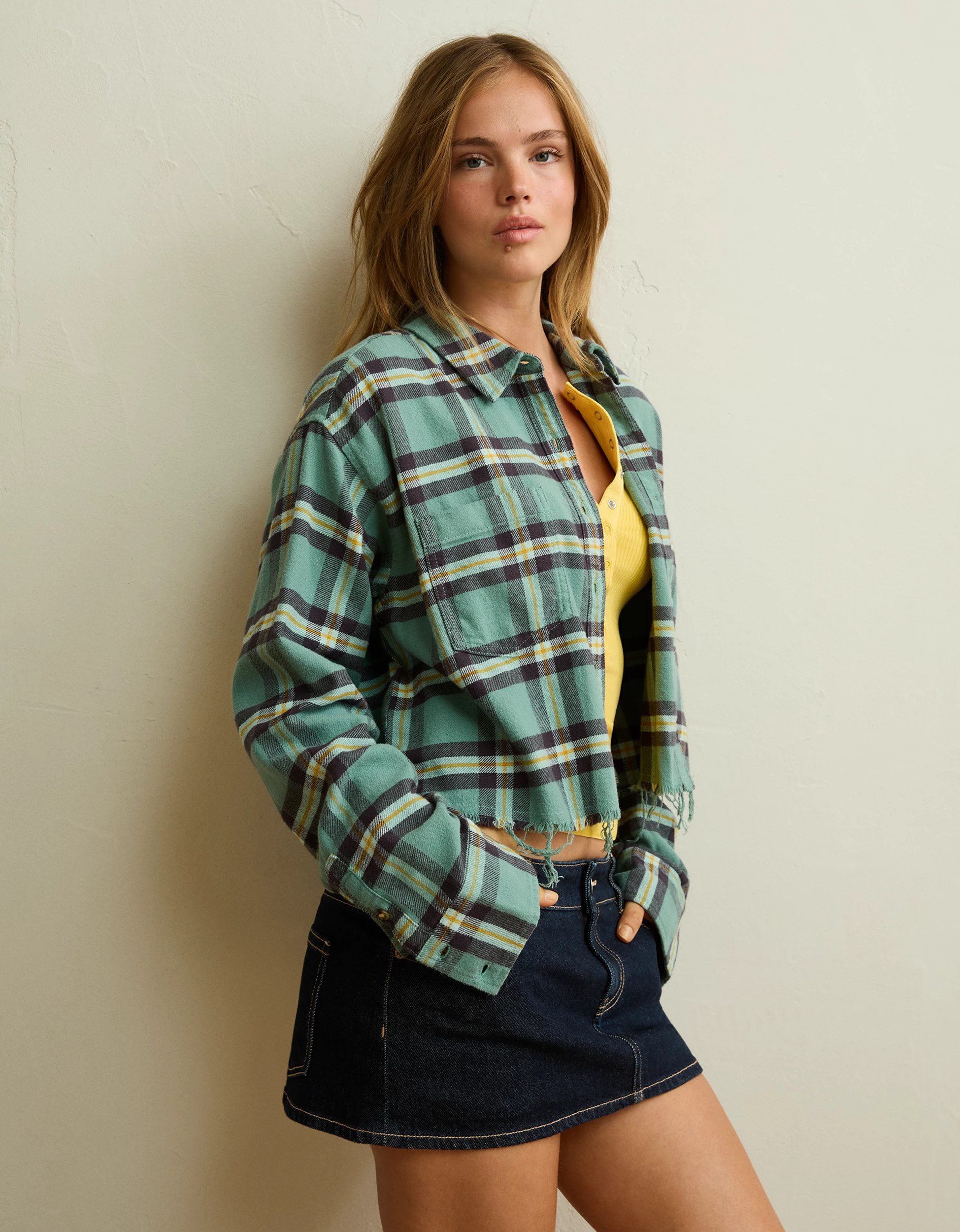 AE Cropped Button-Up Shirt | American Eagle Outfitters (US & CA)