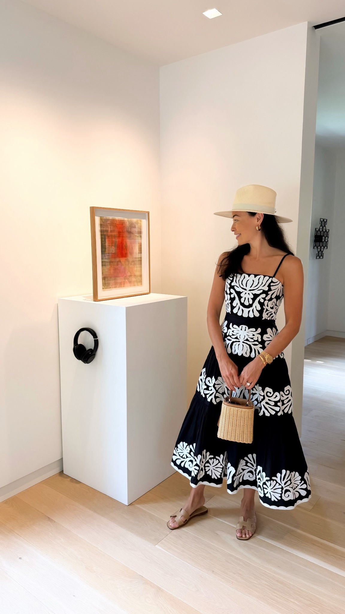 Art gallery visit, black and white appliqué dress, summer outfit.

#LTKootd #LTKdayinmylife #LTKSeasonal