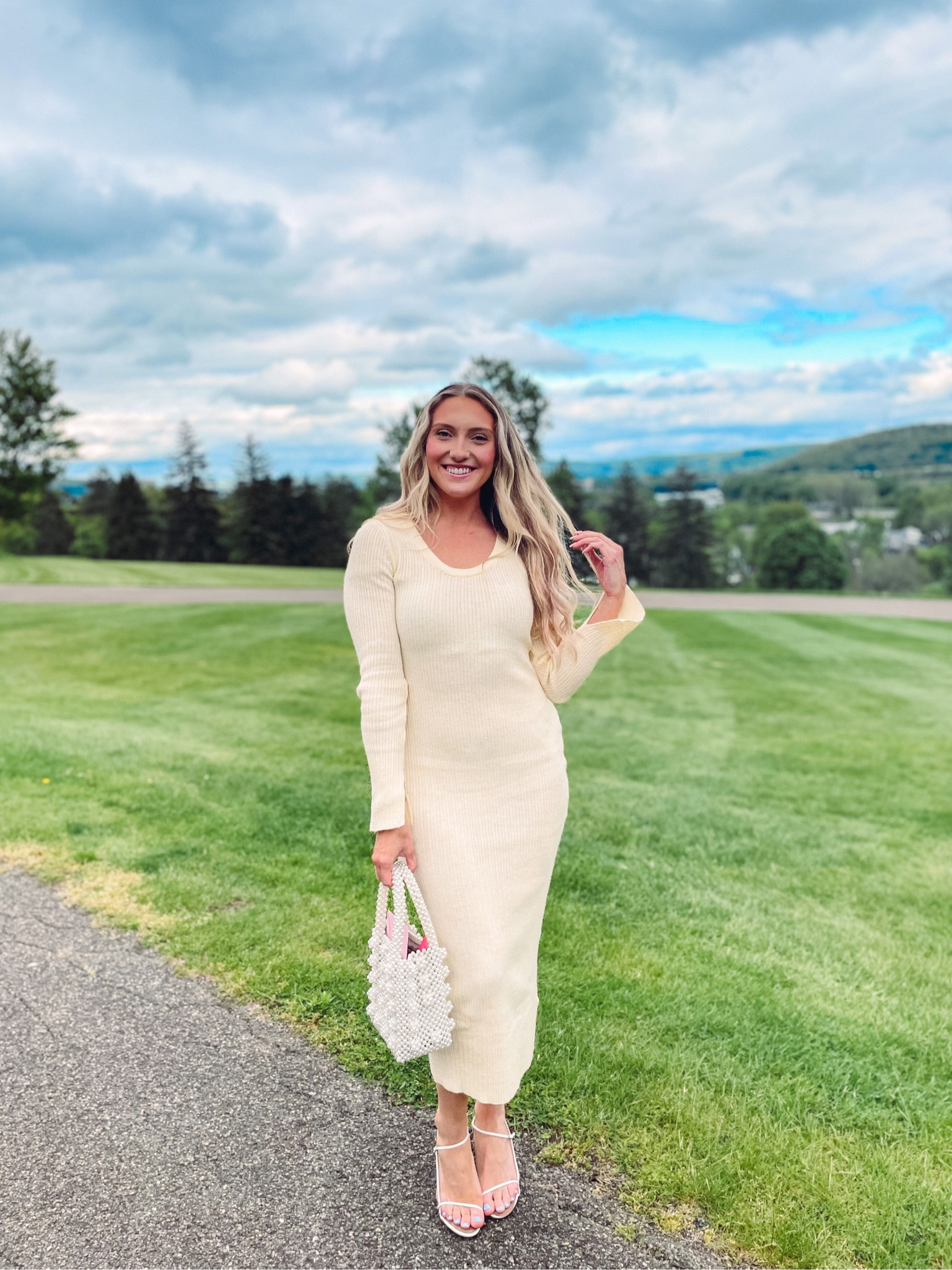 Loving pale yellow lately 💛✨🤍 this dress has the prettiest flare sleeves too 

#LTKparties #LTKSeasonal #LTKstyletip