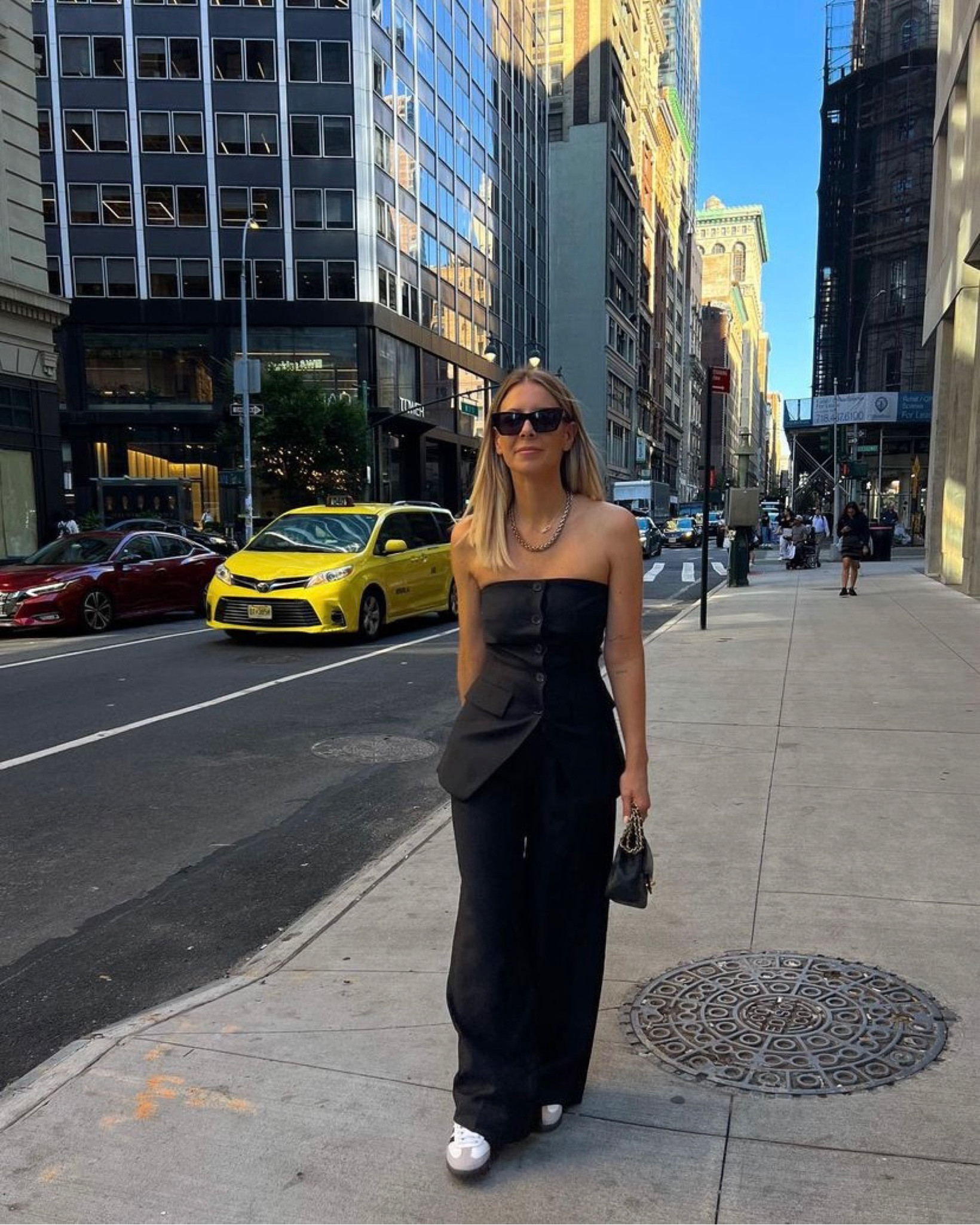 NEW YORK BLACK OUTFIT 
Cos pants, ny, ysl glasses, samba adidas shoes, cos shirt 

#LTKSeasonal #LTKstyletip #LTKtravel