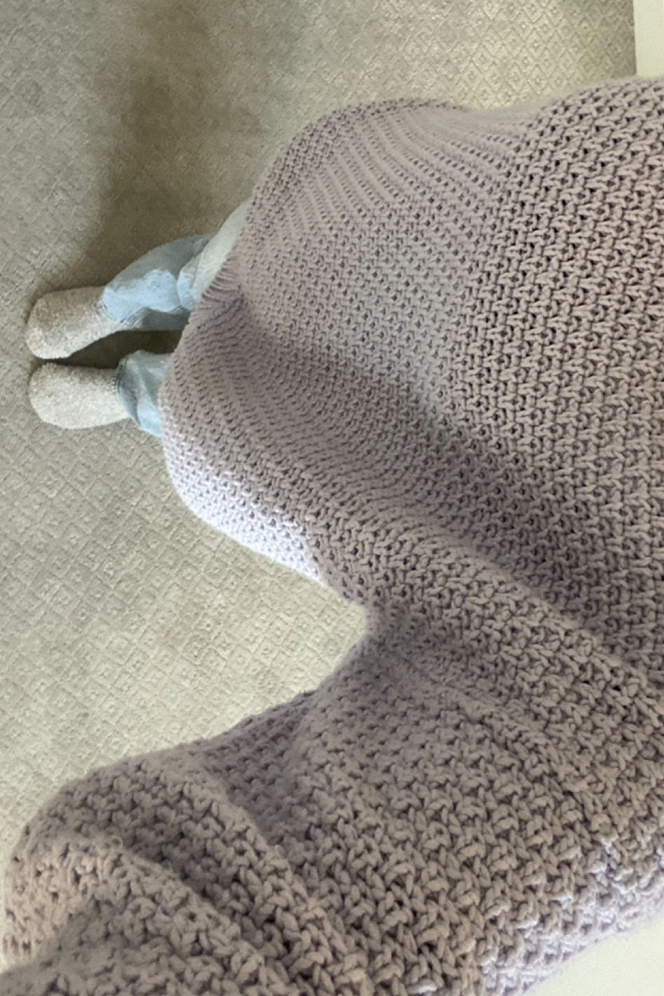 Winter lavender knitted sweater, comfy and oversized the original one is from target but this is a perfect dupe! 

#LTKHoliday #LTKSeasonal #LTKsalealert