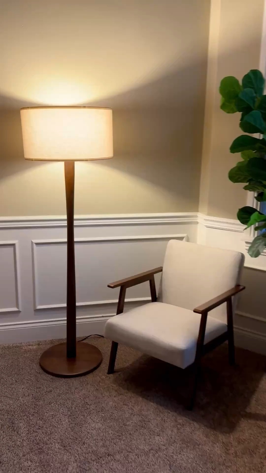 Post-winter refresh starts with better lighting. Modern walnut floor lamp, clean lines, warm wood. ✨

#LTKHome #LTKU #LTKSaleAlert