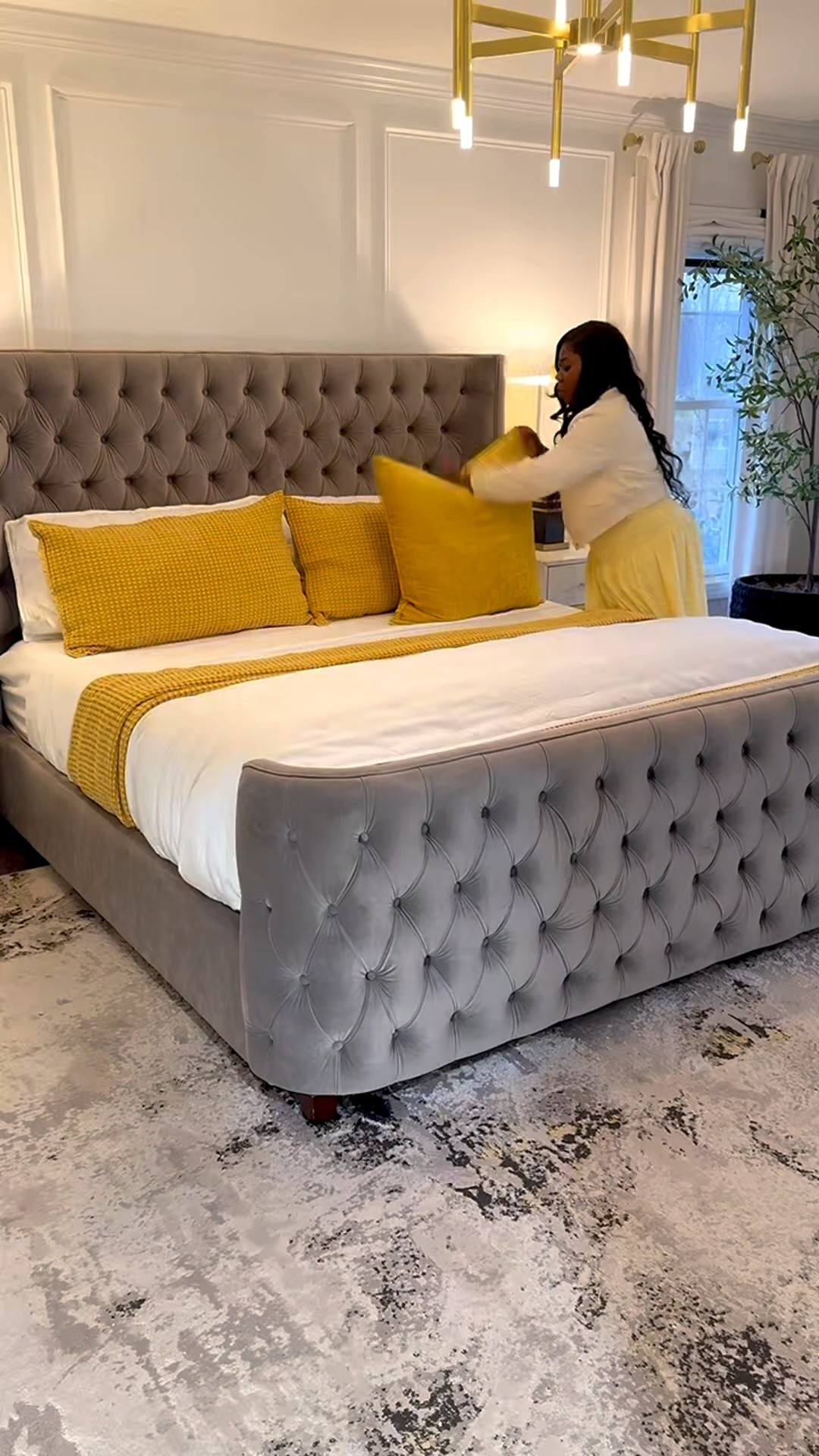 Sunny yellow bedroom styling ideas

#LTKHome #LTKSaleAlert