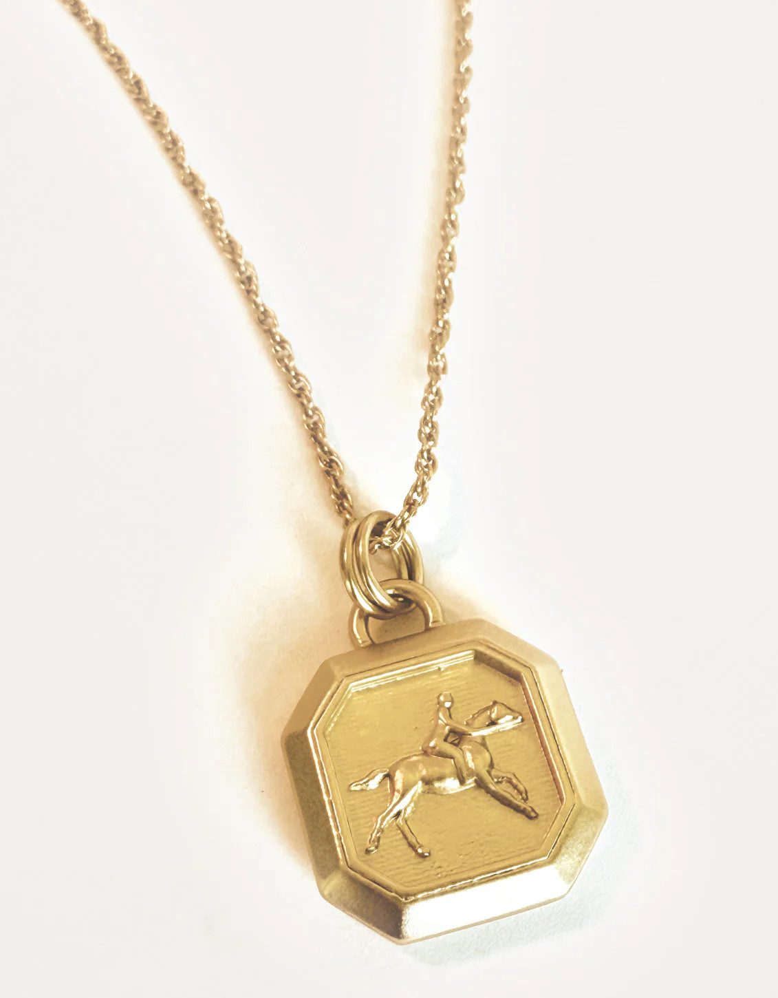 Lucky Horse Necklace 18" Gold | Spartina 449