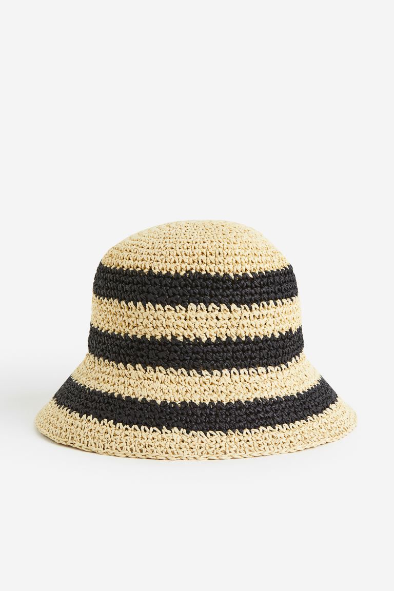 Crochet-look bucket hat | H&M (UK, MY, IN, SG, PH, TW, HK)