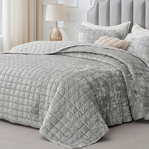 BEDELITE Velvet Quilt Set Queen Size - Luxury Velvet Comforter Bedding Set 3 Pieces, Soft Cozy Li... | Amazon (US)