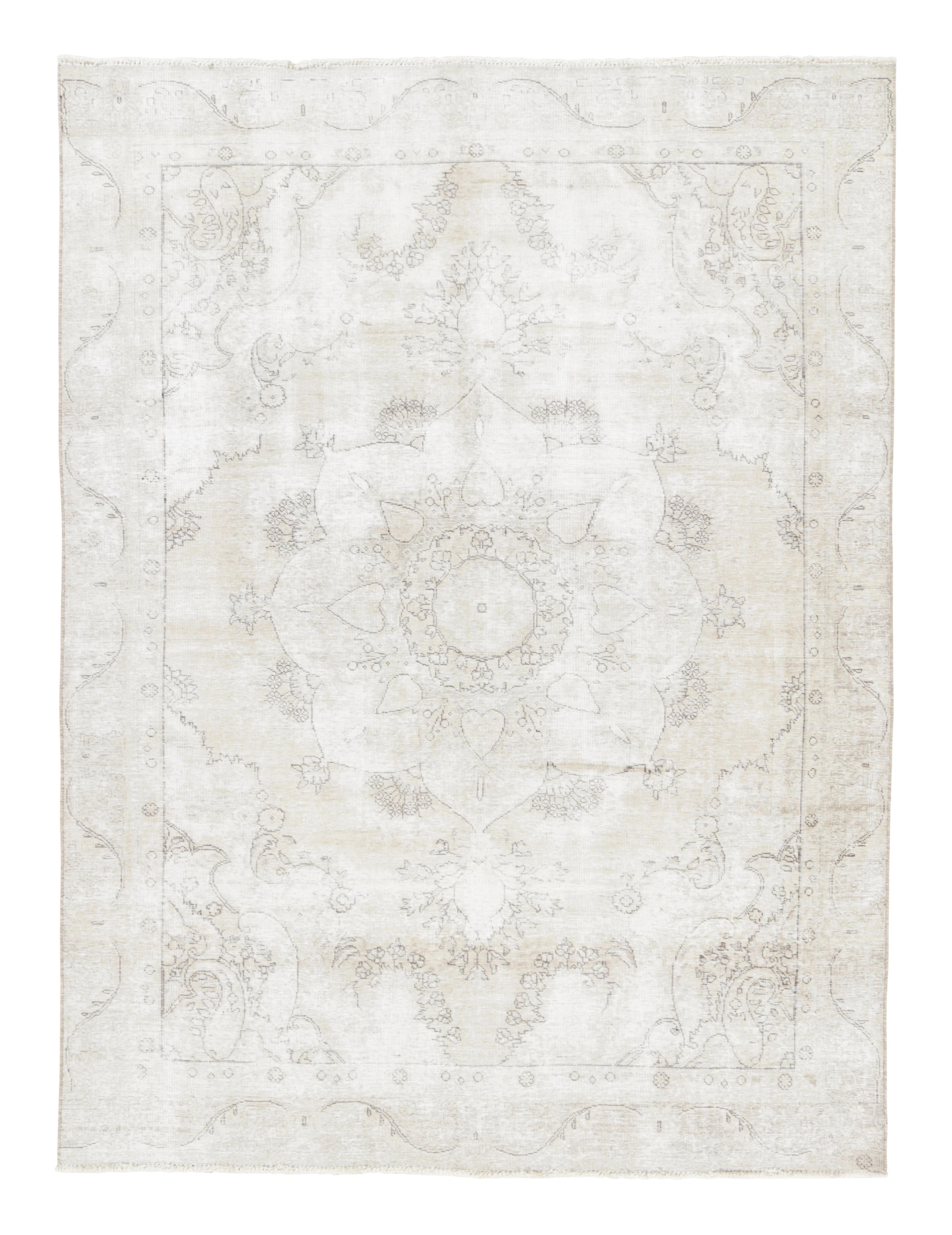 Vintage Rug, Ethereal Medallion In Ivory And Taupe - Rug & Kilim | Wayfair North America