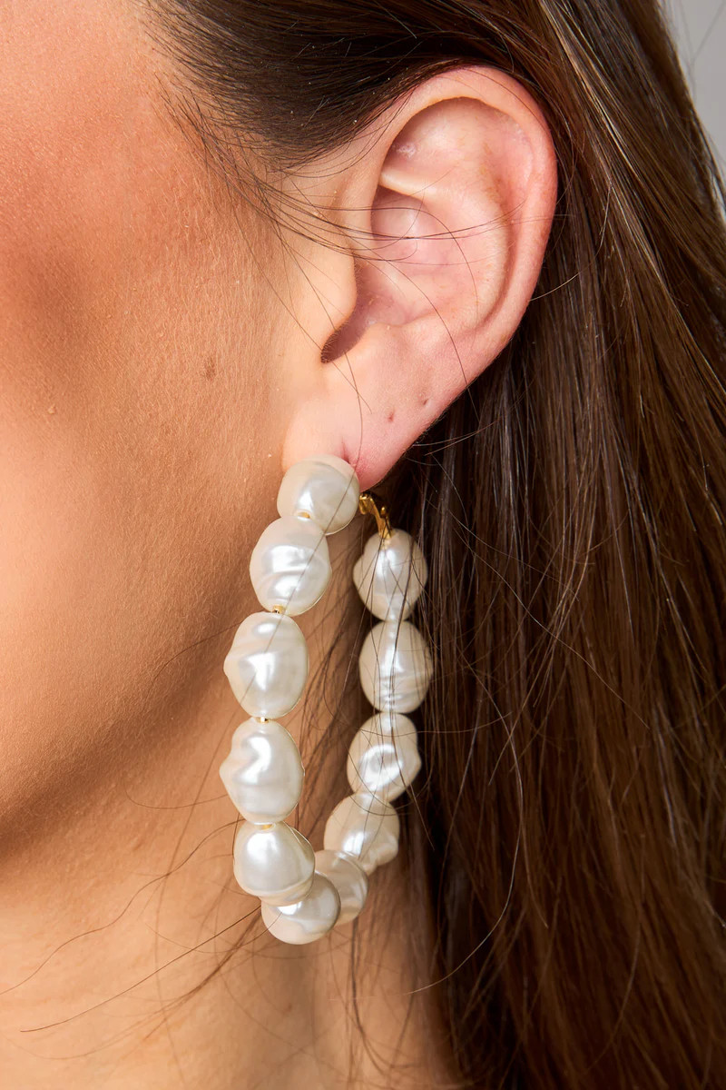 BuddyLove X Linny Co | Macy Pearl Hoop Earrings | White | BuddyLove