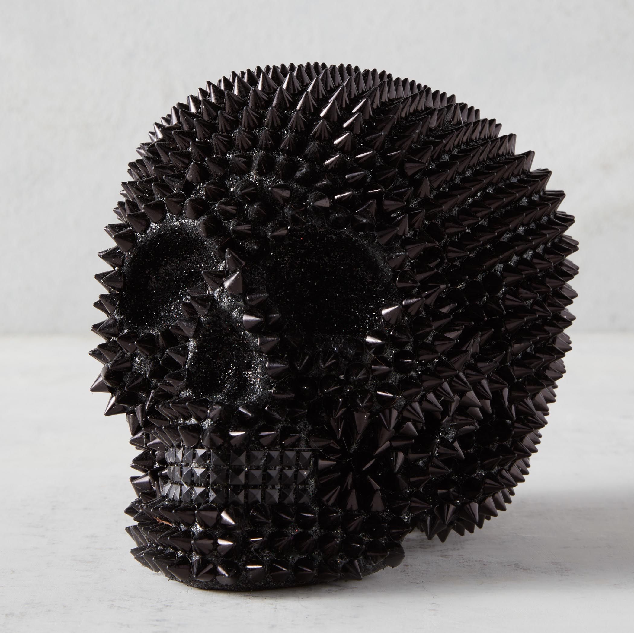 Spiked Skull & Pumpkins - Black | Z Gallerie