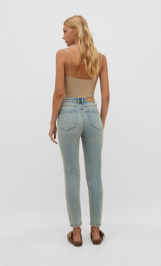 1465 Slim-fit mom jeans - Women's fashion | Stradivarius United Kingdom | Stradivarius (UK)