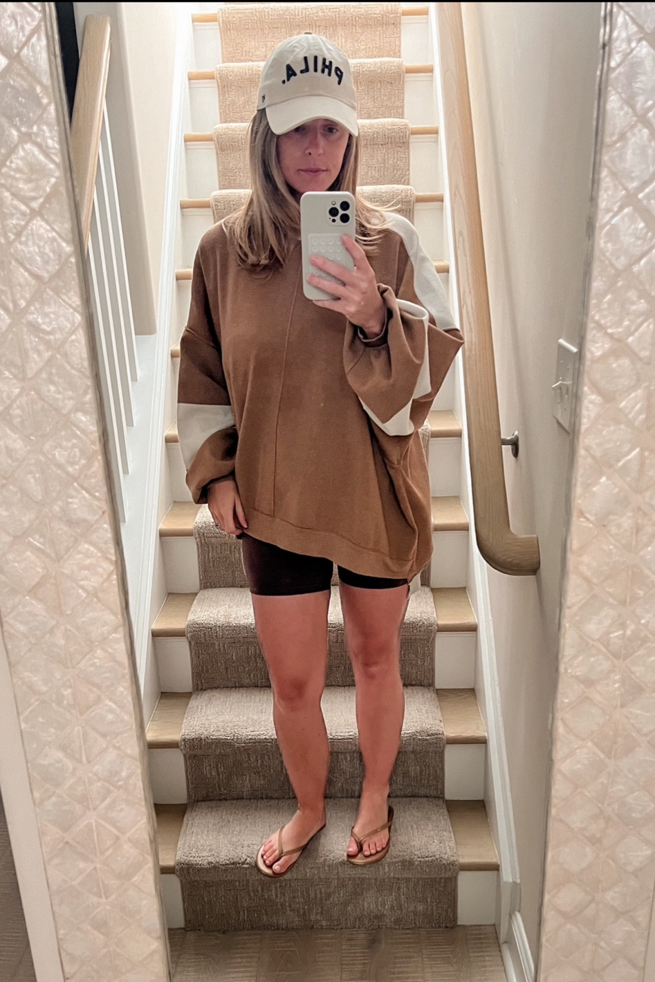 Comfy outfit for the cooler summer days ☀️



#LTKSeasonal #LTKActive #LTKStyleTip