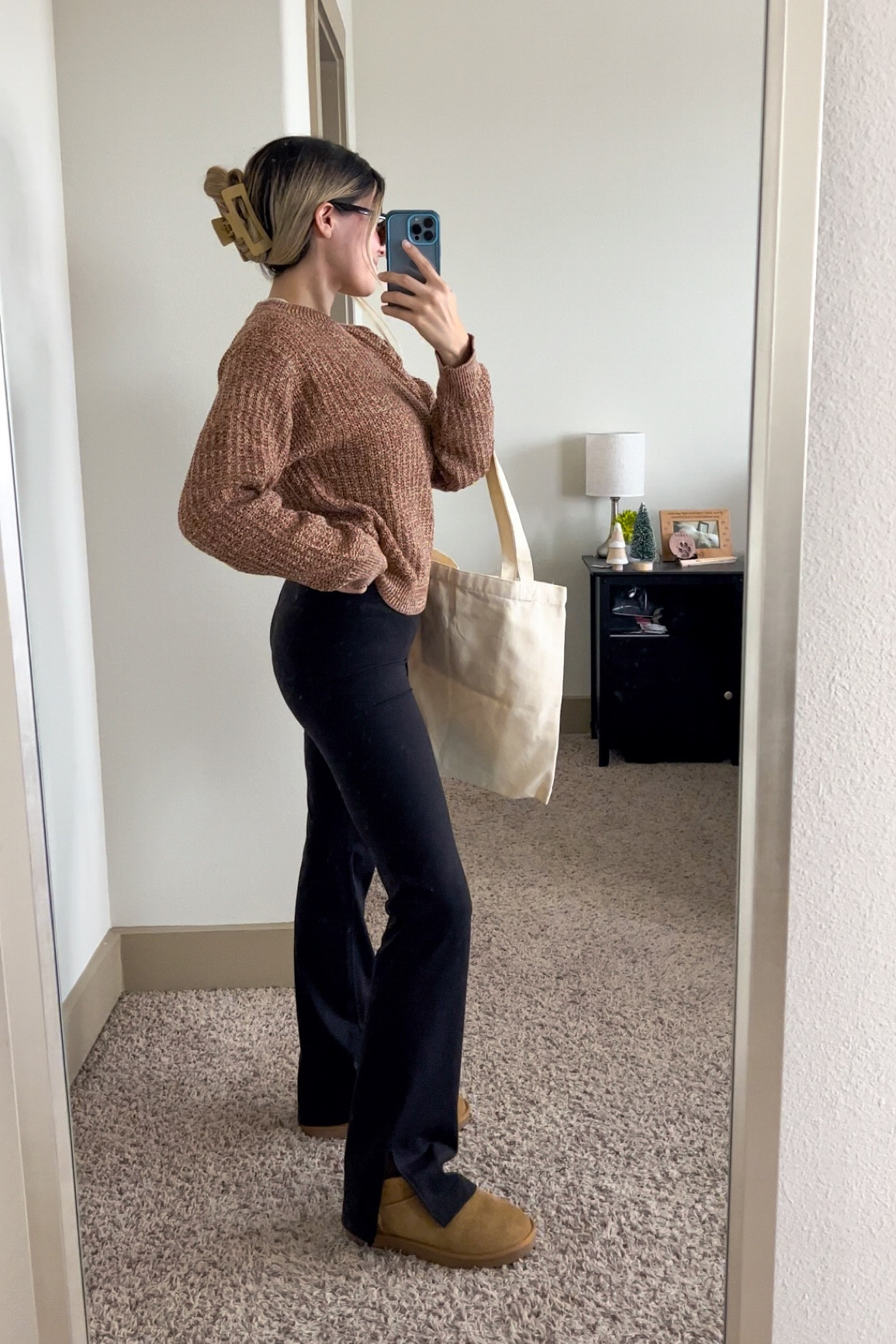 Comfy casual fall outfit 
size small in crew neck sweater 


Fall outfit, black flared leggings outfits, mini uggs, ugg dupes, Amazon uggs, brown knit sweater, fall sweater outfit, comfy casual outfits 

#LTKCyberWeek #LTKSeasonal