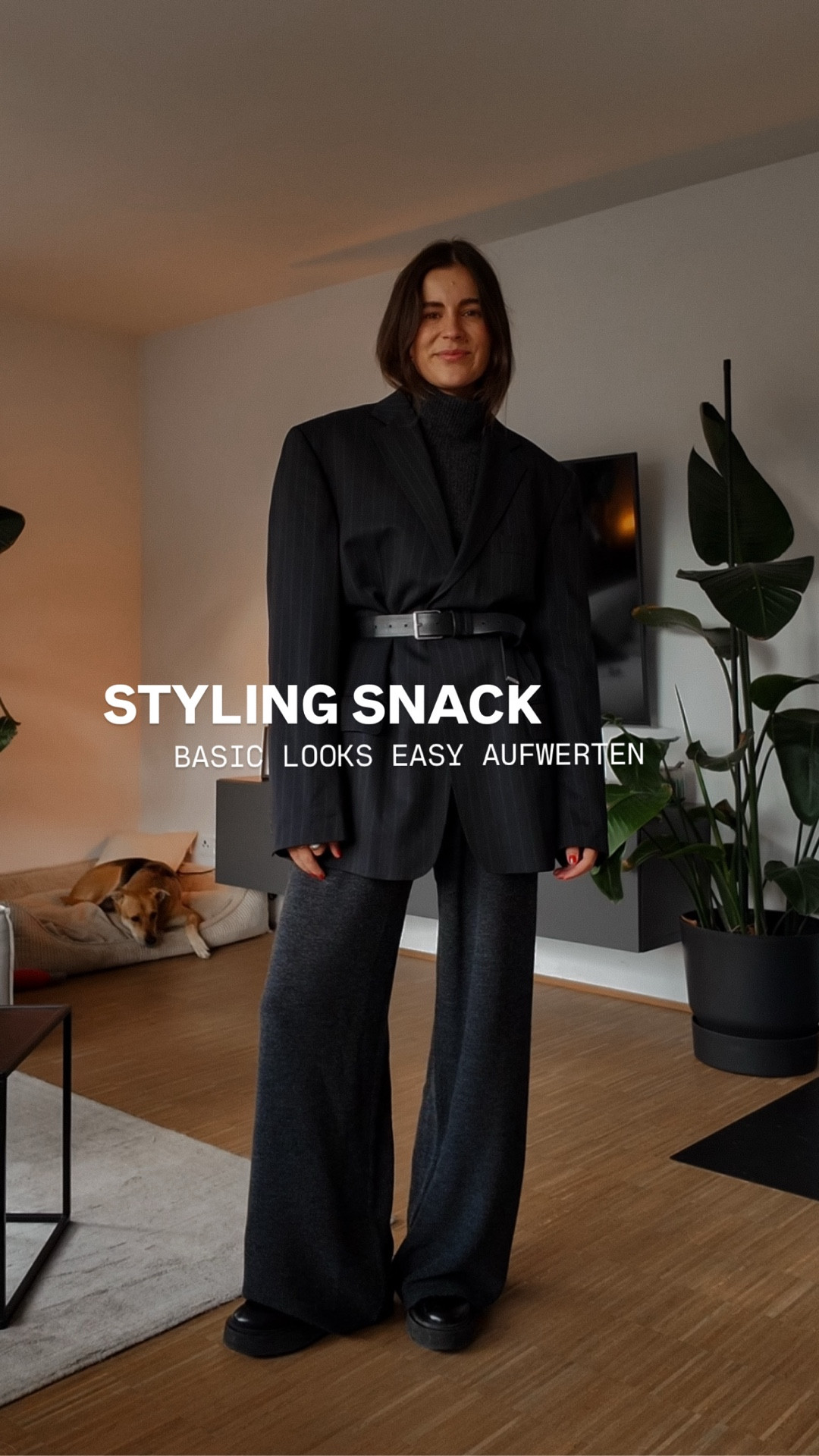 ich liebe cozy looks – aber will halt trotzdem nicht aussehen, als hätte ich vor 2 minuten noch auf der couch gelegen 😅
mein trick: gleiche farbe, verschiedene materialien + blazer & taillengürtel = sofort angezogen 🤝 so einfach kann „put together“ sein ✨

was sagt ihr – mehr cozy styling snacks für den winter? ❄️

#LTKdeutschland #LTKstyletip #LTKwinter