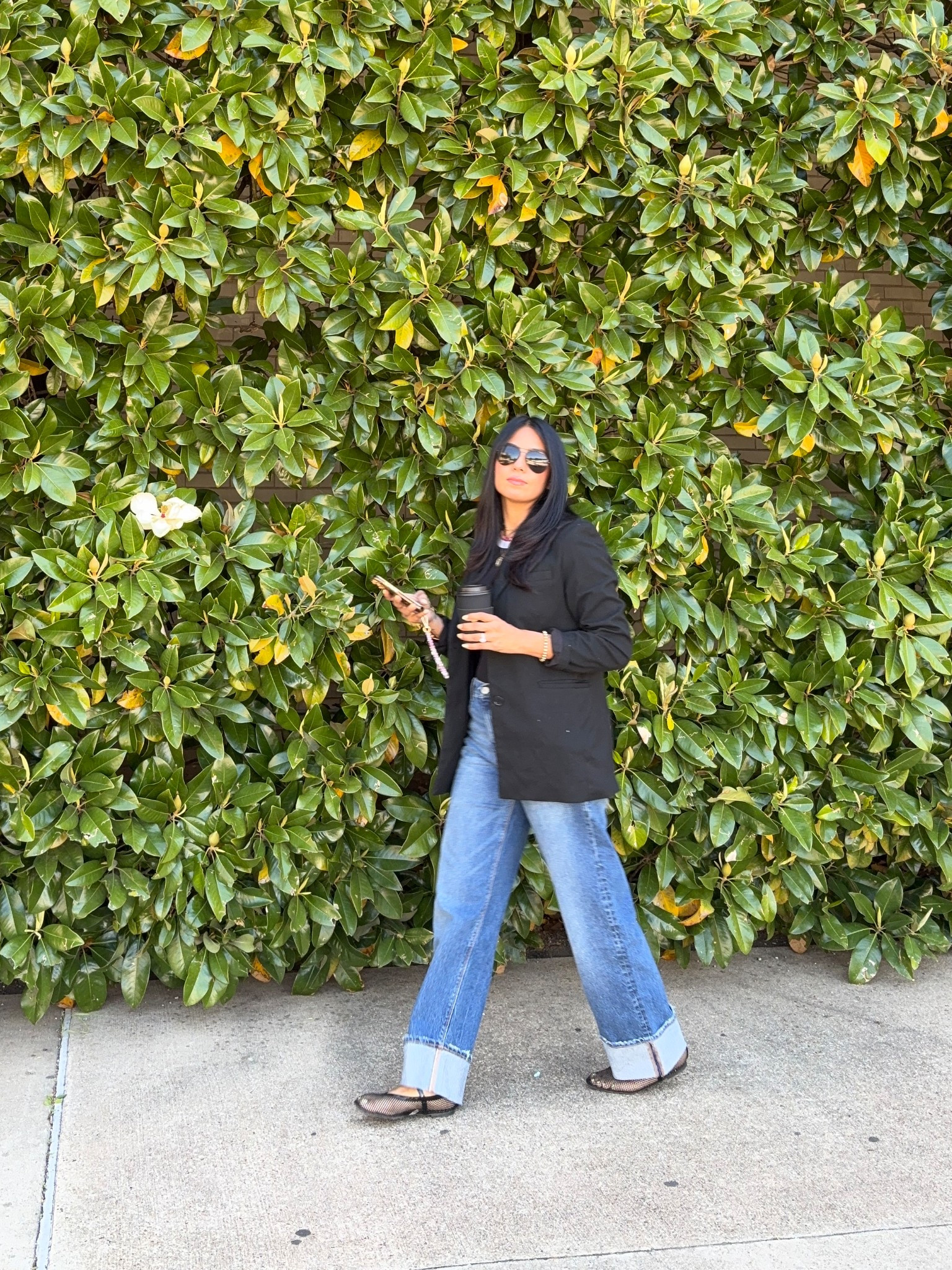 Mom outfit 🫶🏼

#LTKStyleTip #LTKParties 

#LTKFindsUnder50