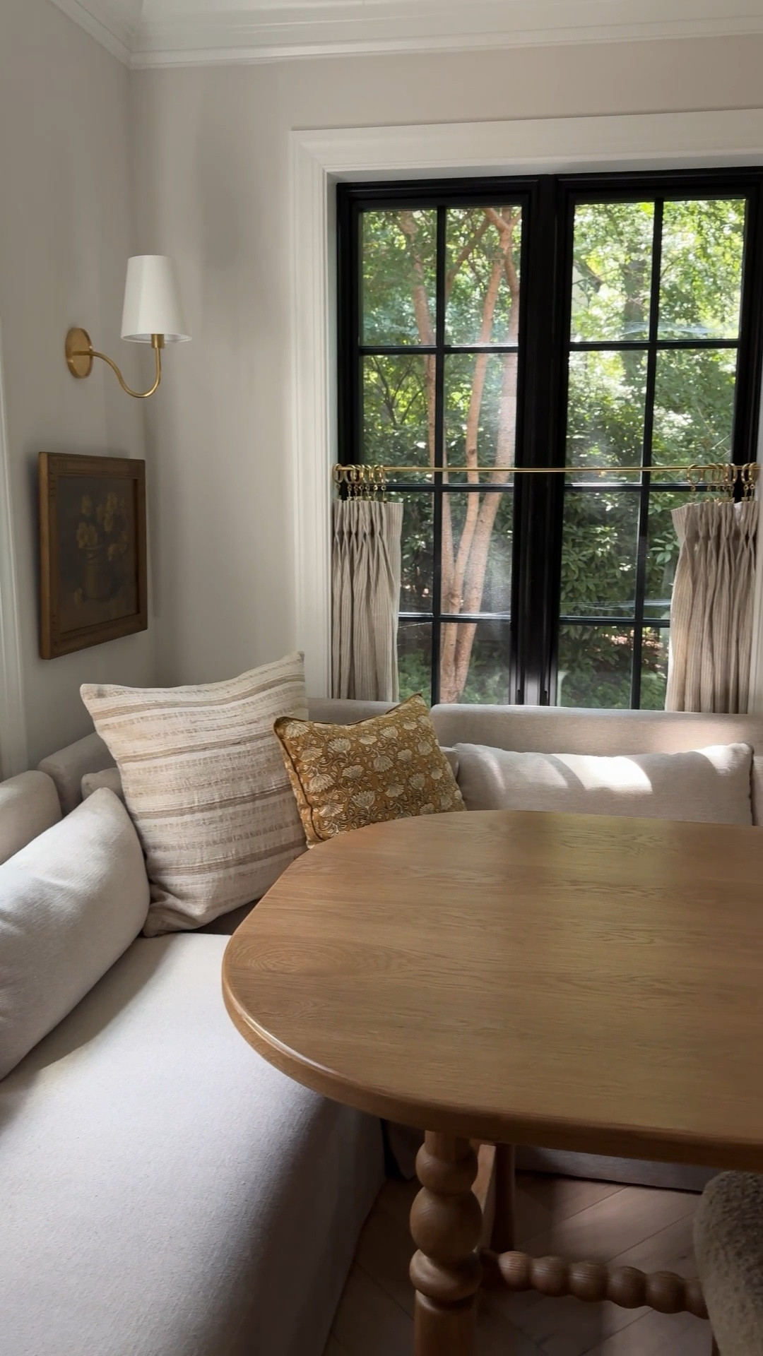 Breakfast nook 🤍

#LTKStyleTip #LTKHome