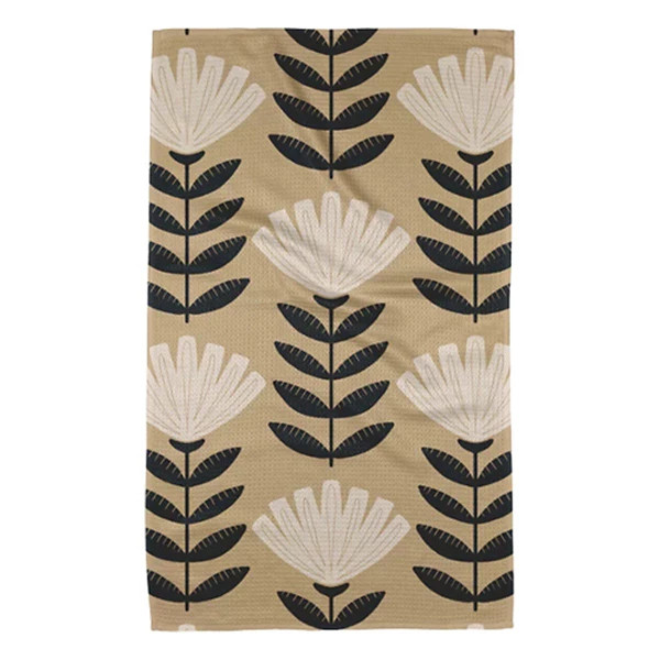 GEOMETRY Gloria Tea Towel | Scheels