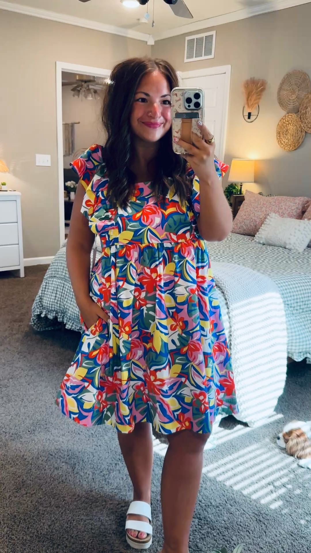 This flutter sleeve dress from Walmart is one of those easy throw-on-and-go pieces you'll wear on repeat. 🤍 Cute, comfortable, and budget-friendly!


sandals: fit true to size // wearing a 5
dress: fits oversized // wearing a large 

 #LTKootd #LTKMidsize #LTKWorkwear