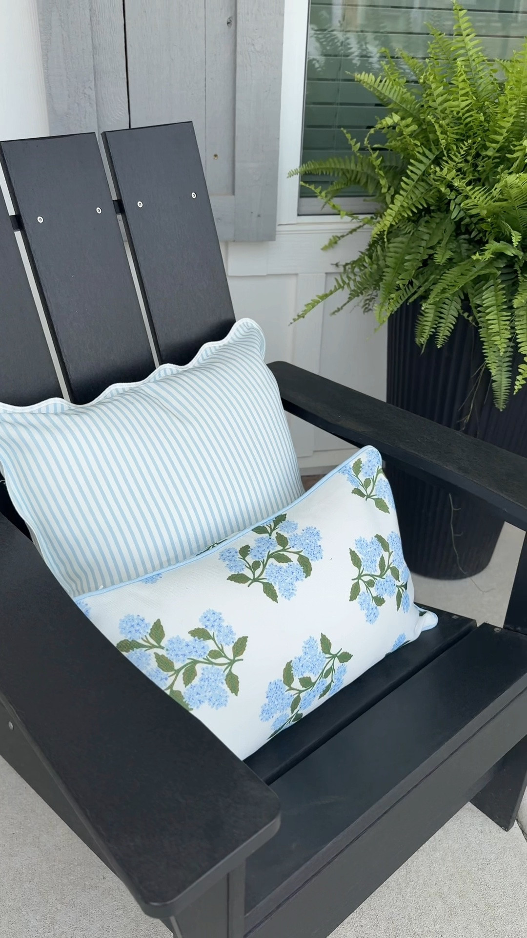 Resharing this one because so many of you loved it 🌸 My full spring front porch styling, linking every single piece so you can recreate the look at home 🤍

#LTKSaleAlert #LTKHome #LTKSeasonal