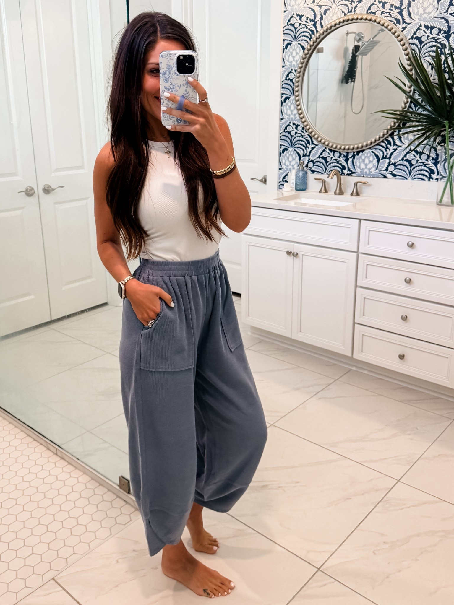 Top: Small
Bottom: Small

#LTKootd #LTKMidsize #LTKOver40