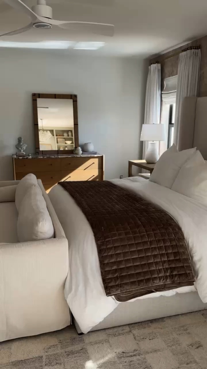 Dream bedroom vibes ✨ Shop my bedding & affordable decor!

#LTKhome #amazonfinds #bedroomdecor #bedroominspo #cozyhome #amazonhome #bedding #organicmodern

#LTKdayinmylife #LTKHome #LTKSaleAlert