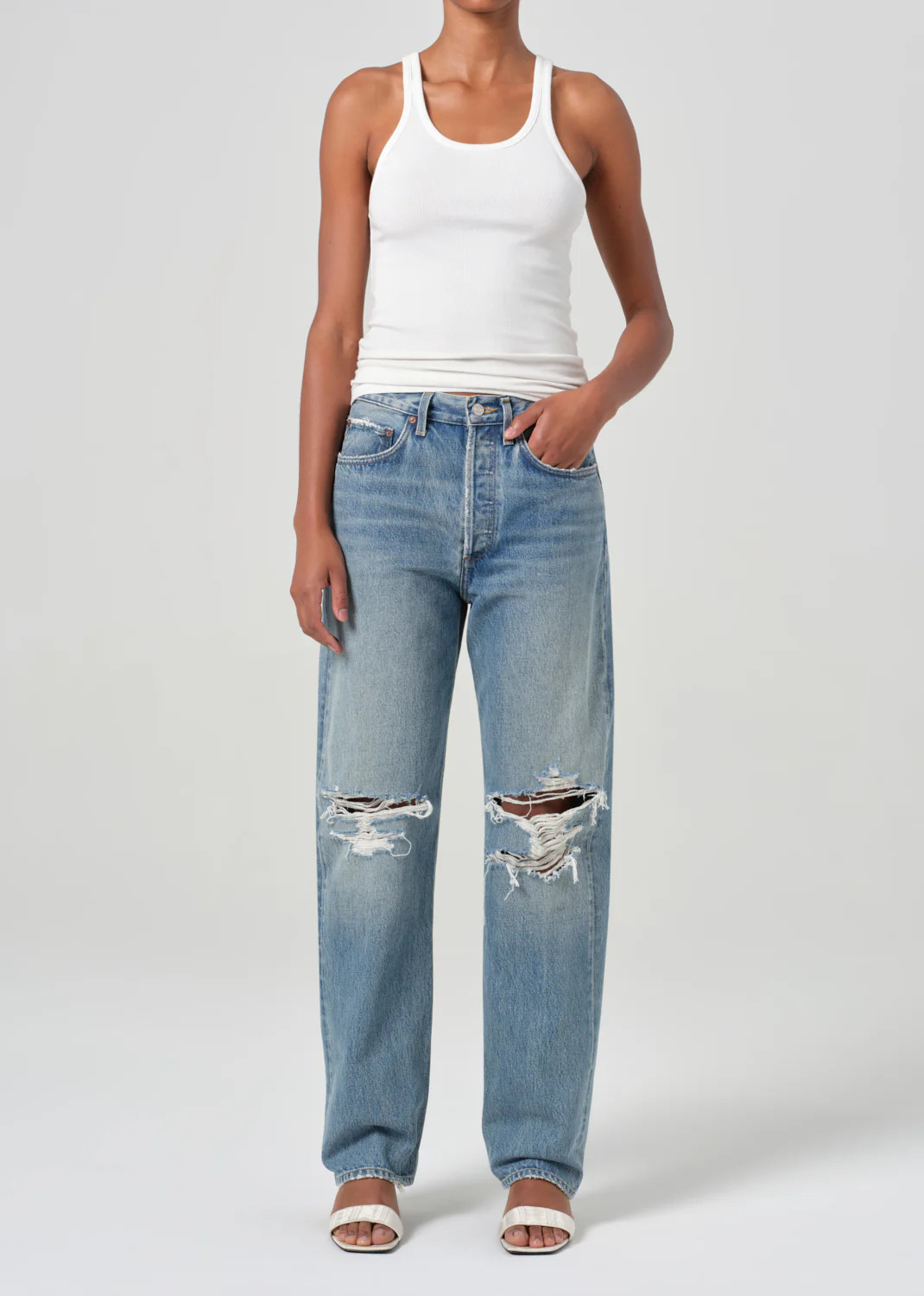 Kelly Jean in Backdrop | AGOLDE