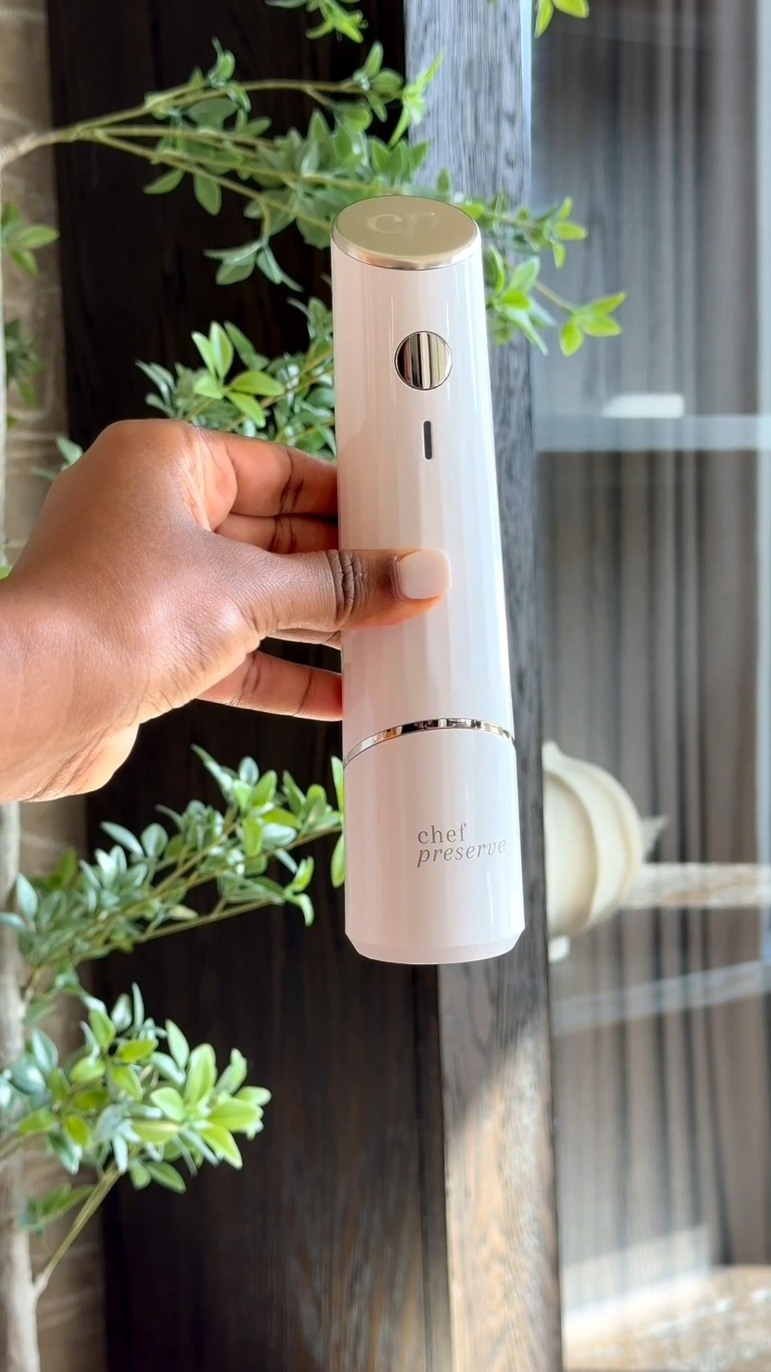 Being totally honest—I bought one of those big, plug-in vacuum sealers a few years ago... and never used it…😅😭 It was bulky and just didn't feel convenient enough to reach for.

This one? Game changer. 🤩 It's wireless, compact, and comes with reusable bags that are both microwave and dishwasher safe.

Definitely a kitchen must-have!
You can seal marinated foods and pop them straight into the fridge or freezer, and it's perfect for keeping your veggies fresh too.

A must-have for every kitchen! All items are ready to shop—just tap the link!

#LTKSaleAlert #LTKHome #LTKStyleTip