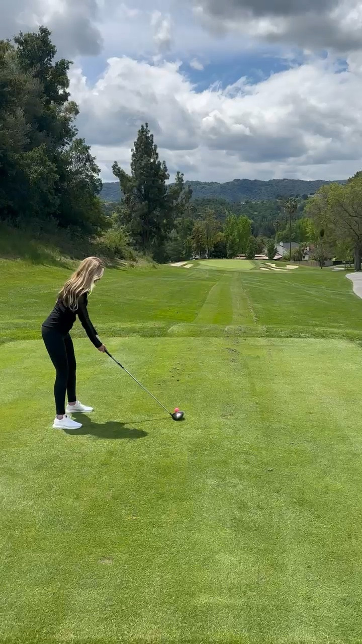 Took a day off today to golf with two friends - little did I know just how much I needed this! So great to mix it up…even though I know nothing about golf! 😆

#LTKfit #LTKSeasonal