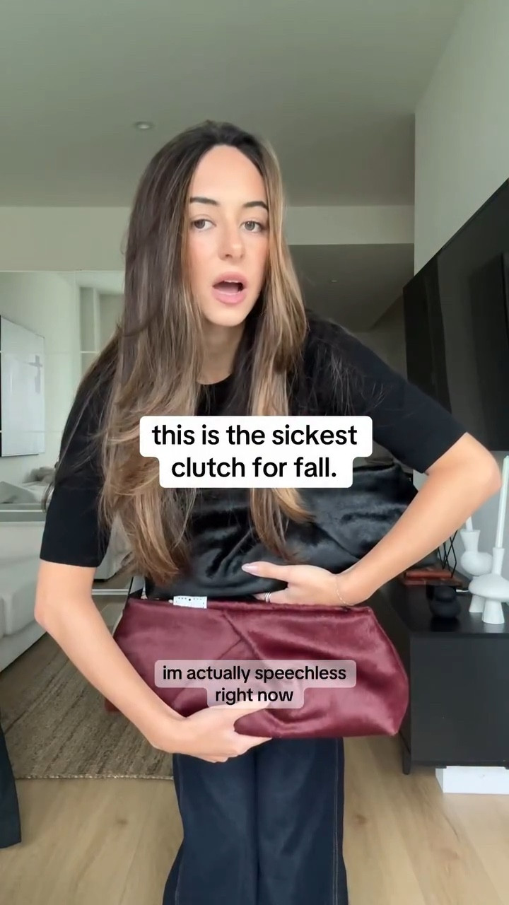 i’m speechless over these clutches….. use code BLAKE15 for 15% off

#LTKSeasonal #LTKItBag #LTKStyleTip