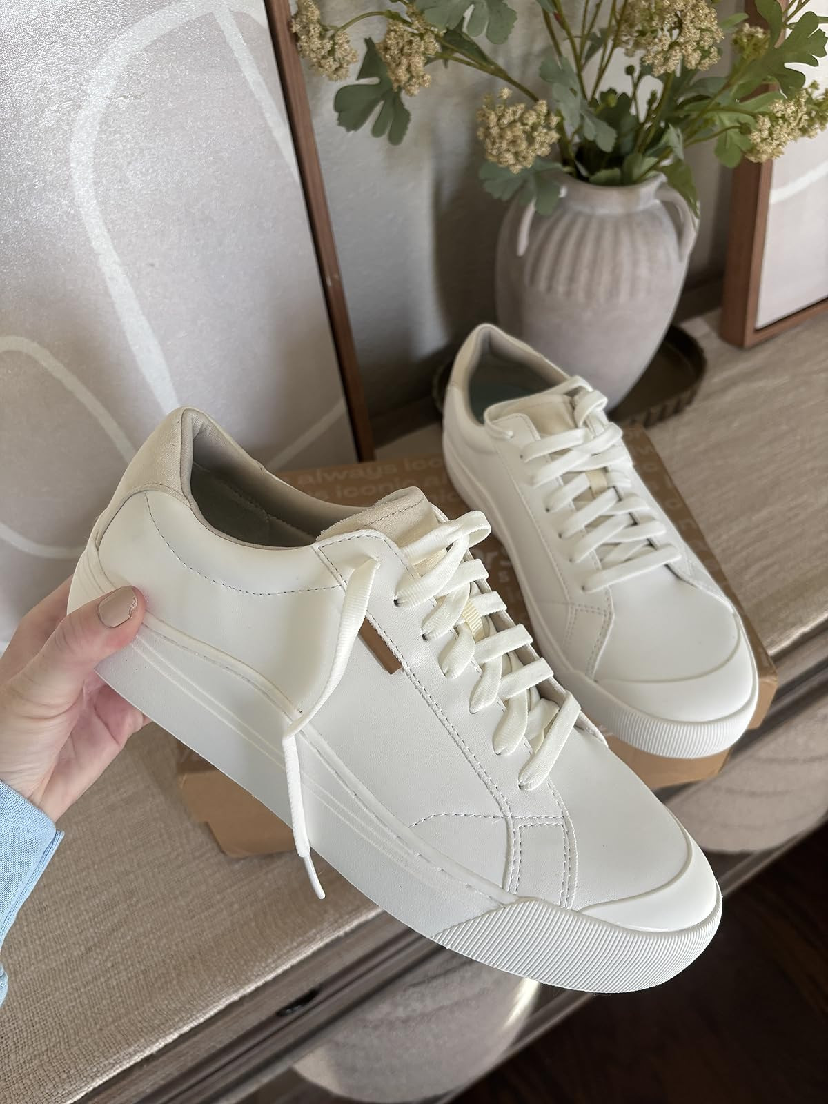 Dr. Scholl's Shoes Womens Time Off Sneaker White/Gold 8 M | Amazon (US)