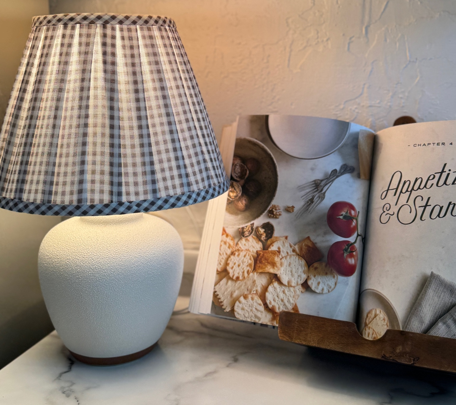 cozy kitchen lamp 🪔 


#LTKStyleTip #LTKMostLoved #LTKFindsUnder50