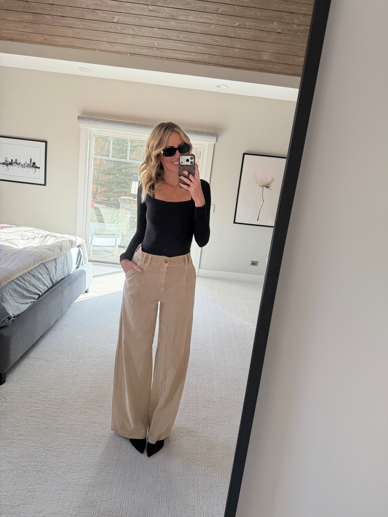 Business casual outfit ideas
Chic wear to work style 
