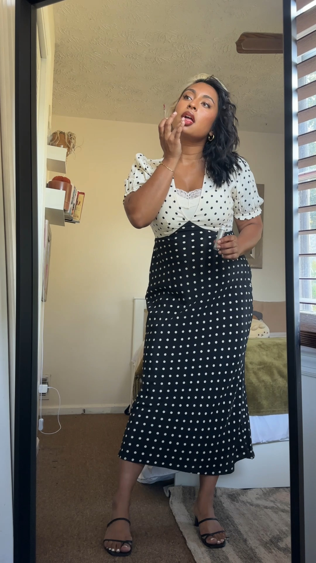 This dress is on sale and perfect for the seasonal changes! 

#LTKSaleAlert #LTKFallSale #LTKStyleTip