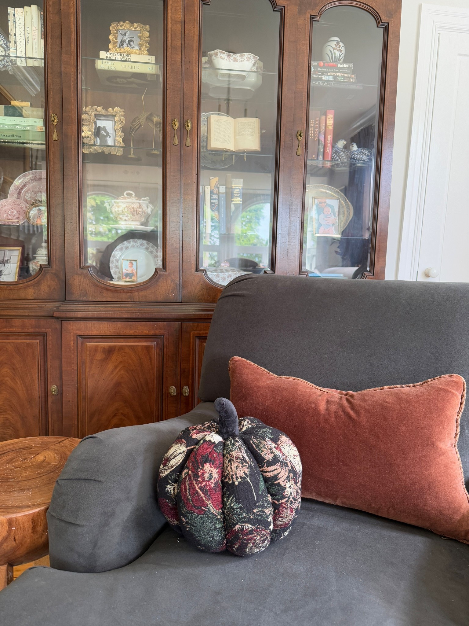 Fall decor pumpkin pillow threshold target fall decor 

#LTKSeasonal #LTKHome