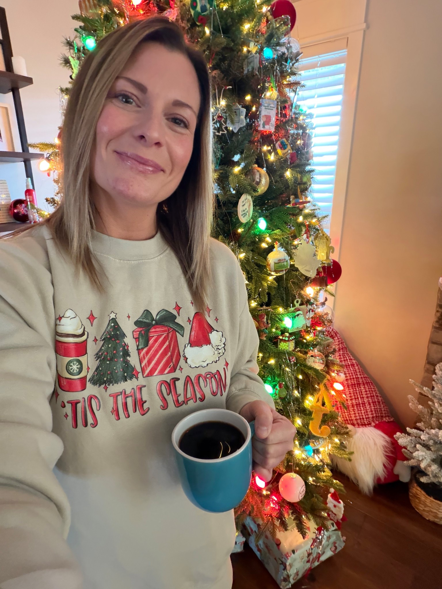 Tis the season sweatshirt that is so comfy!

#LTKootd #LTKHoliday #LTKgrwm