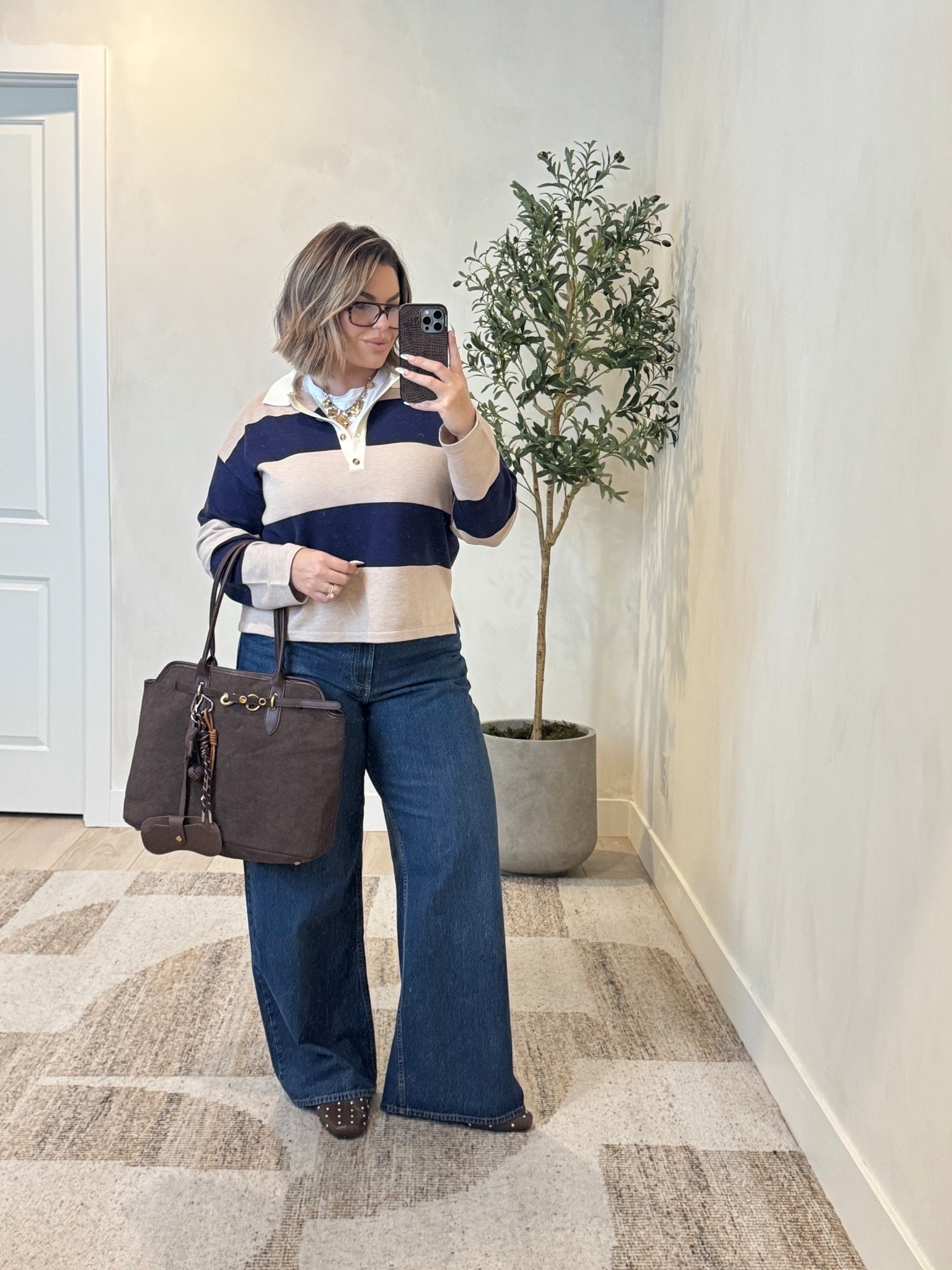 Top L 
Sweater L 
Jeans 32L  


Follow my LTK @shaynaslife on the @shop.LTK app to view this post and get my exclusive app-only content!

#liketkit 
@shop.ltk
https://liketk.it/5PsEF

#LTKSaleAlert #LTKMidsize #LTKootd